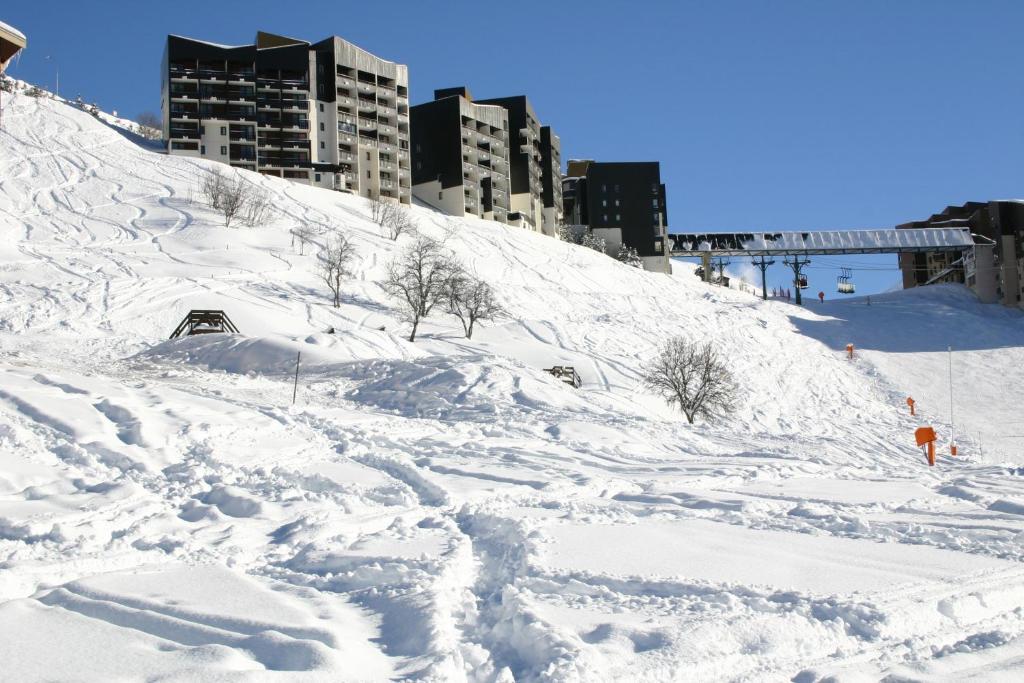 Azureva Les Menuires Aparthotel Saint-Martin-de-Belleville Buitenkant foto